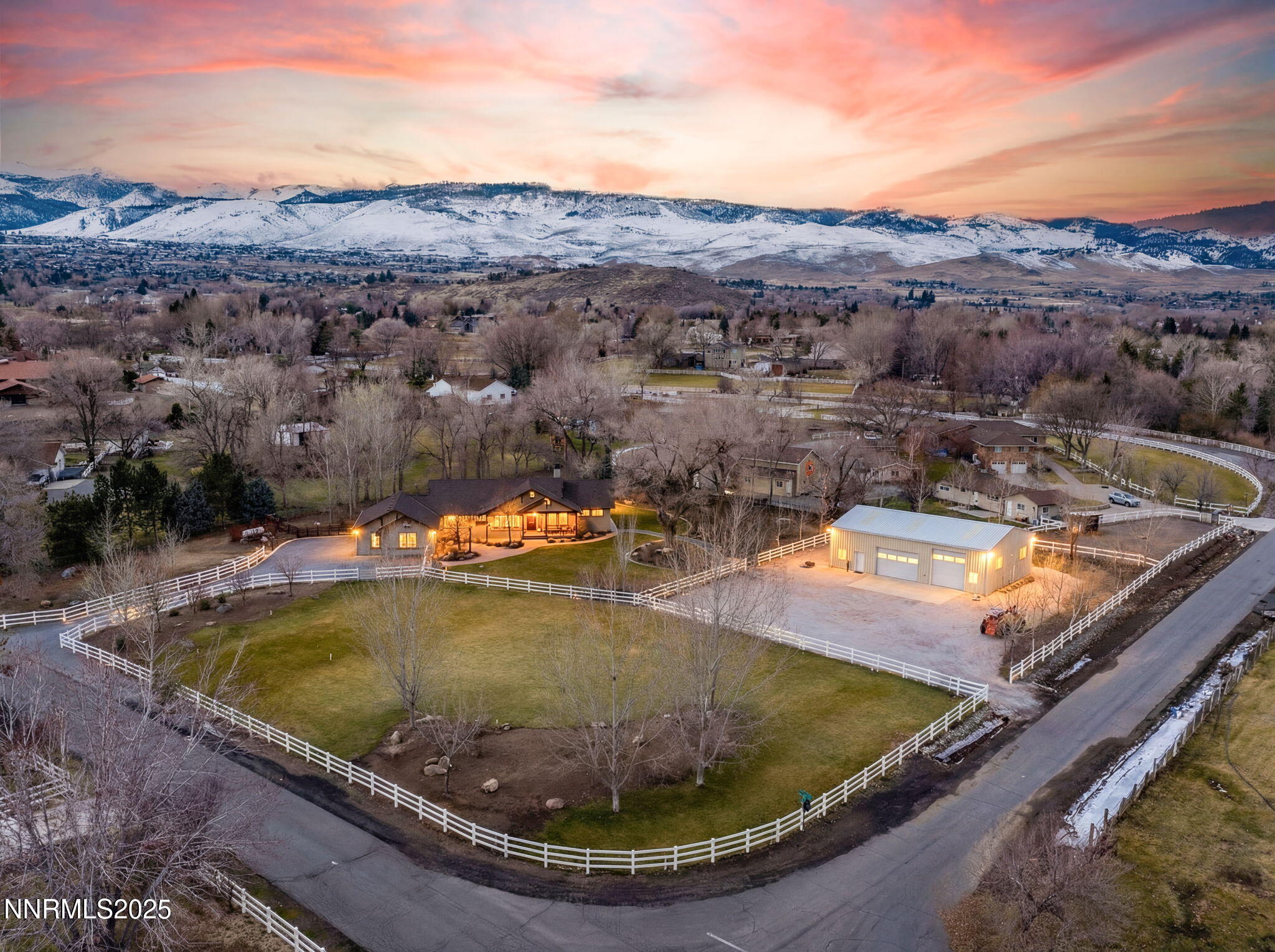 505 Sierra Manor Drive Reno, NV 89511 - Photo 31 of 36 a view of a swimming pool with mountain view