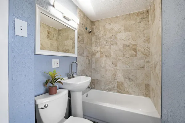 $245,000 | 2148 South 91st Street, West Allis, WI 53227