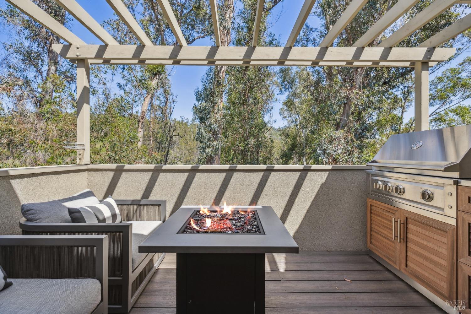 86 Fair Drive San Rafael, CA 94901 - Photo 17 of 65