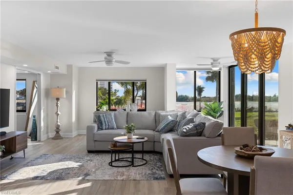 $680,000 | 6672 Estero Boulevard, Unit A108, Fort Myers Beach, FL 33931