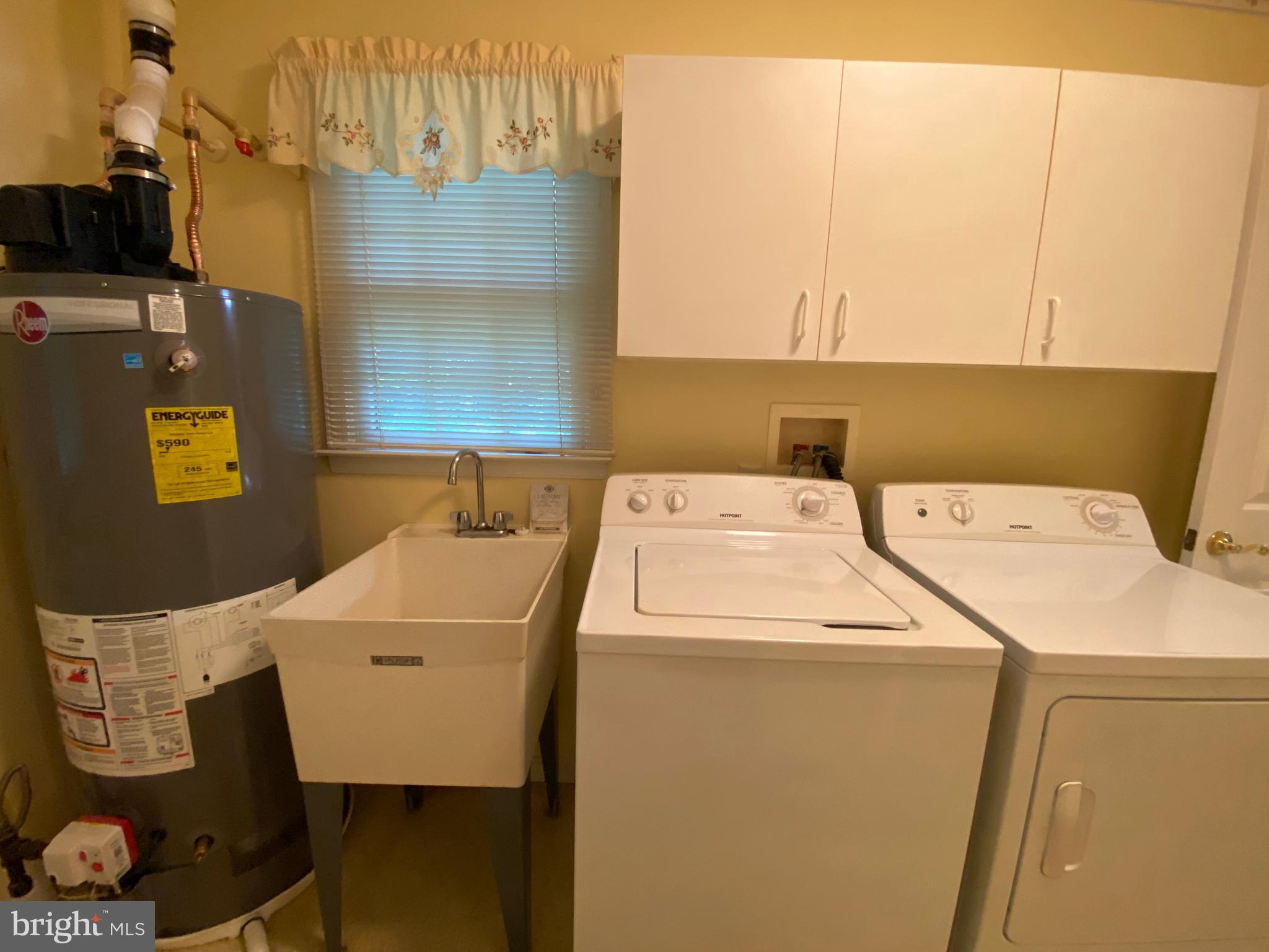 34404 Owls Nest Road Lewes, DE 19958 - Photo 39 of 63 Laundry room/Utility room with utility sink