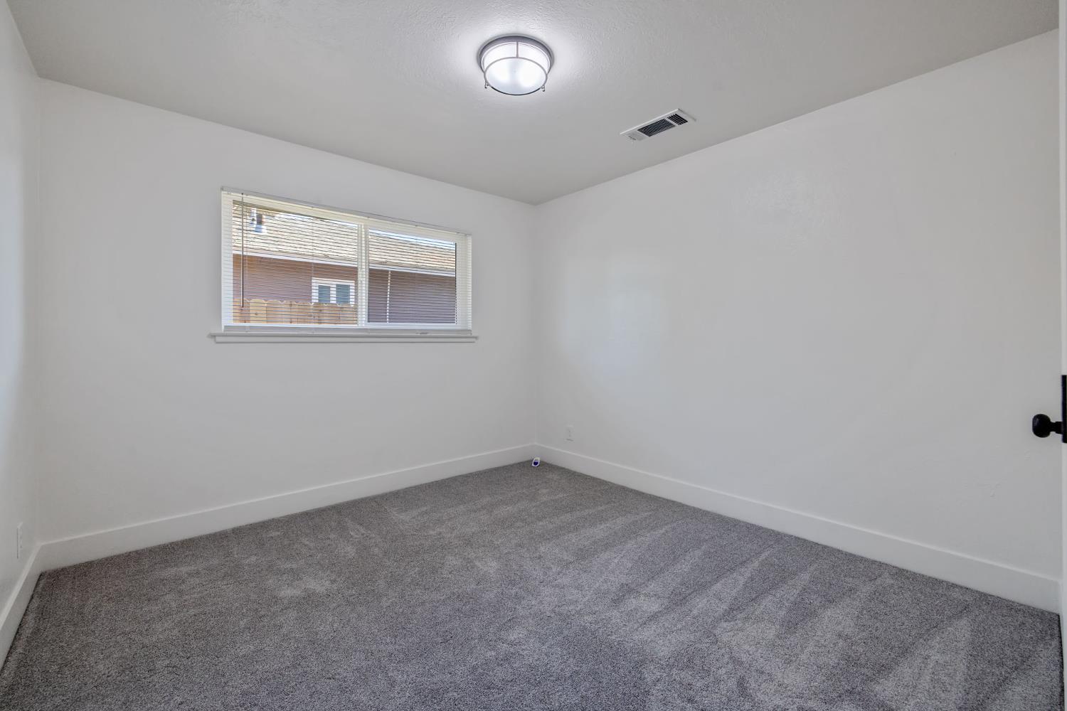 1005 Austin Street Madera, CA 93638 - Photo 23 of 28