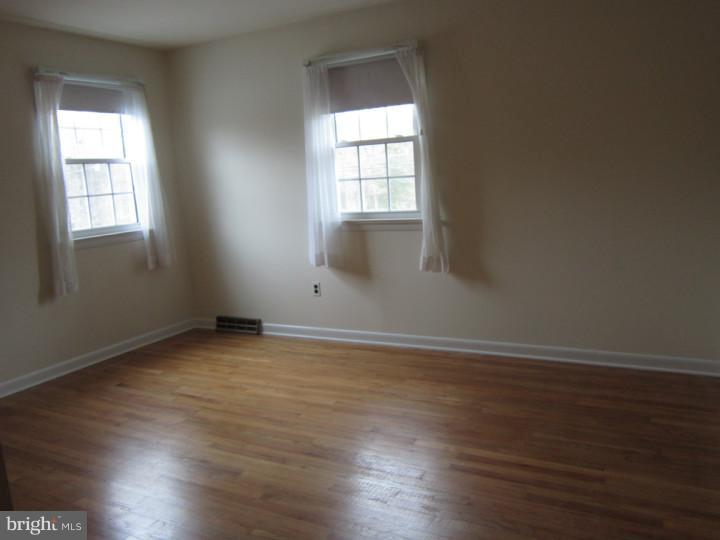 123 Ridge Road Southampton, NJ 08088 - Photo 12 of 24 Bedroom 2