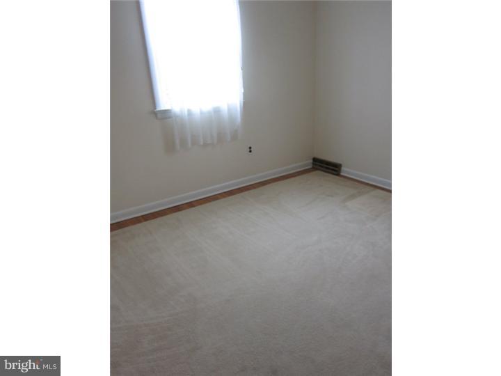 123 Ridge Road Southampton, NJ 08088 - Photo 14 of 24 Bedroom 4