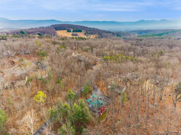 $735,000 | 175 Cub Lane, McGaheysville, VA 22840