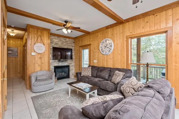 $735,000 | 175 Cub Lane, McGaheysville, VA 22840