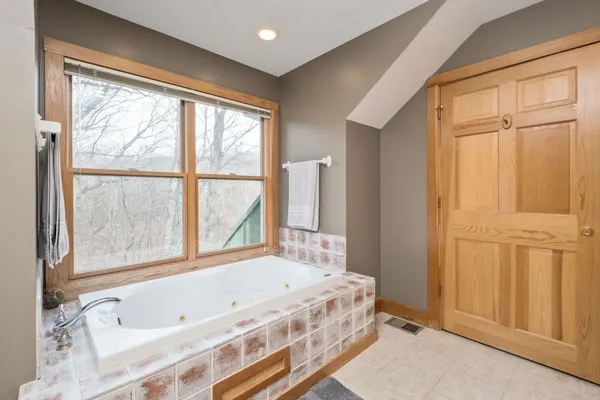 $735,000 | 175 Cub Lane, McGaheysville, VA 22840