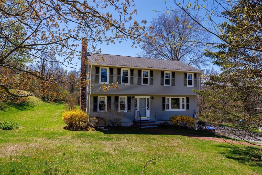 42 Stowe Road Grafton, MA 01519 - Photo 1 of 36 Gallery Image 1
