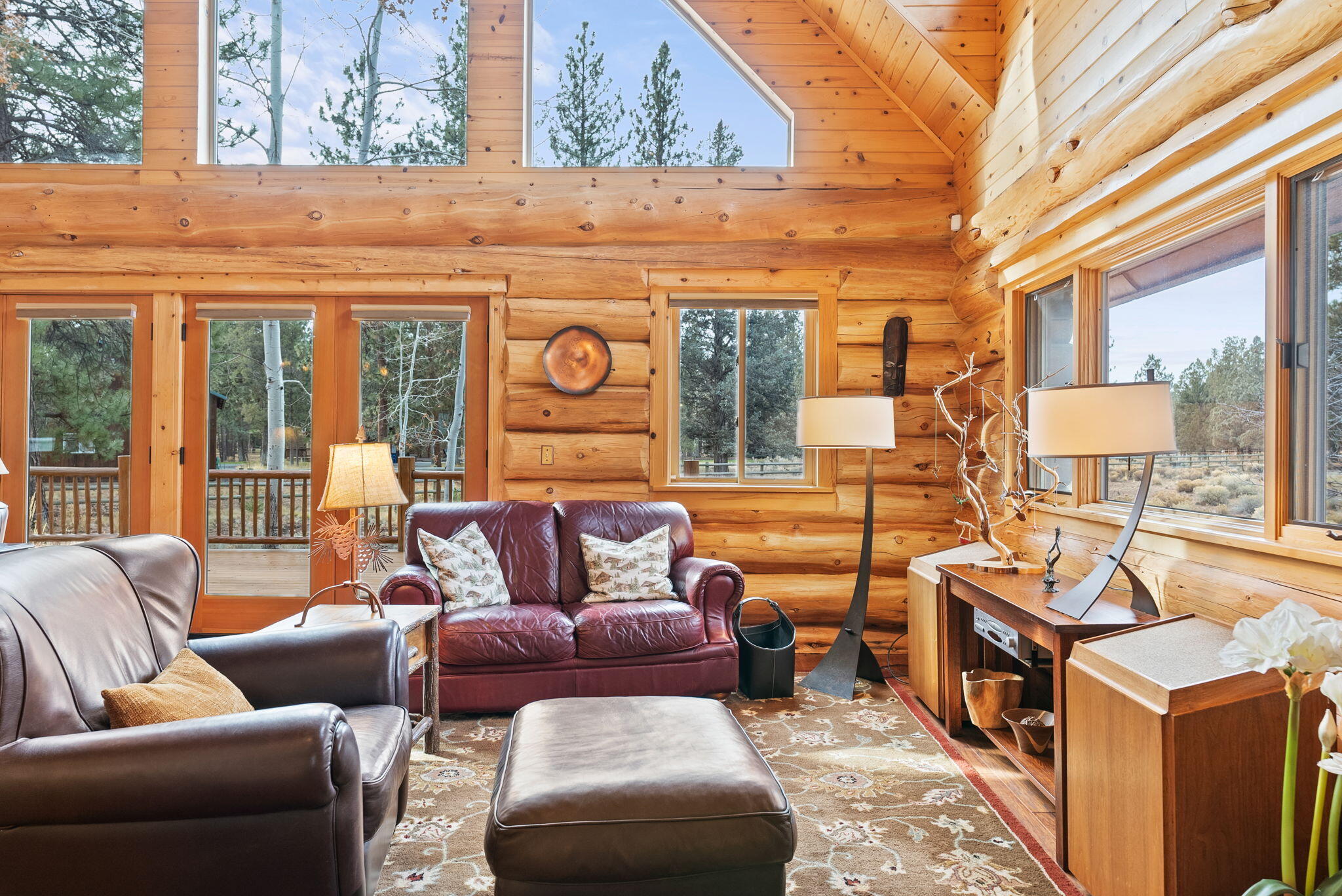 69440 Crooked Horseshoe Road Sisters, OR 97759 - Photo 5 of 76 36-web-or-mls-Riley Visuals-36