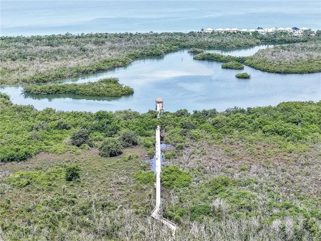 $445,000 | 15337 Wimborne Lane, Unit 5, Naples, FL 34110