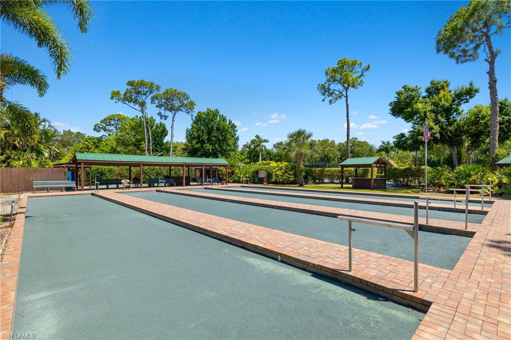 15337 Wimborne Lane, Unit 5 Naples, FL 34110 - Photo 34 of 35 An active Bocce group