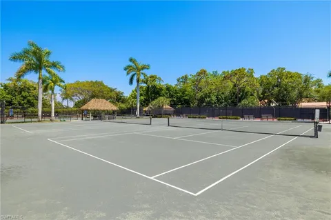 $445,000 | 15337 Wimborne Lane, Unit 5, Naples, FL 34110