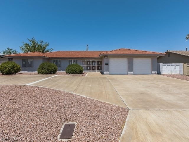 538 East Fairway Road Henderson, NV 89015 - Photo 1 of 25 Gallery Image 1