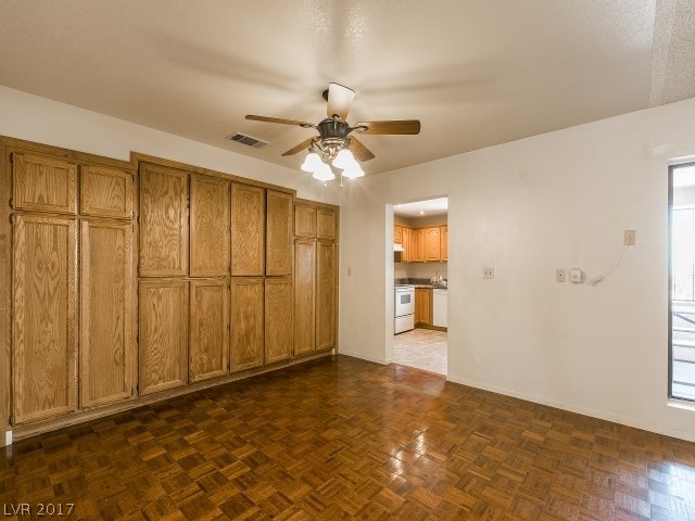 538 East Fairway Road Henderson, NV 89015 - Photo 6 of 25 Gallery Image 6