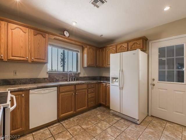 538 East Fairway Road Henderson, NV 89015 - Photo 8 of 25 Gallery Image 8