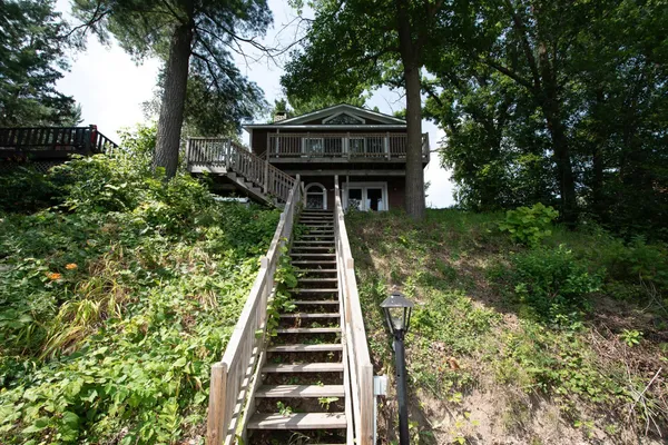 $545,000 | 17678 Edgewater Road Northeast, Pine City, MN 55063
