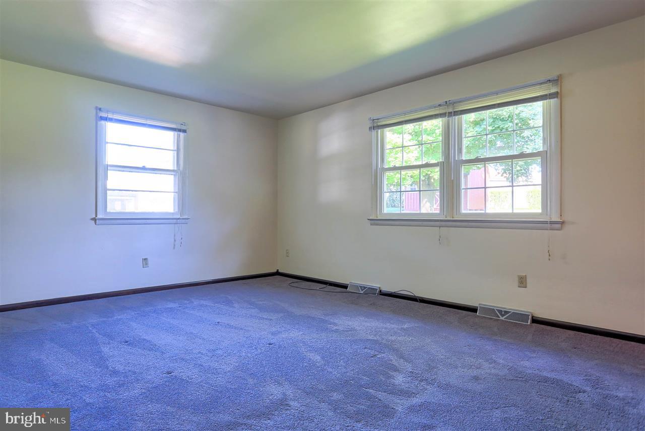 1835 Marigold Road York, PA 17408 - Photo 20 of 33