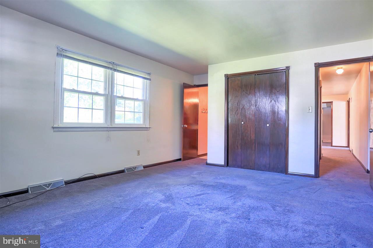 1835 Marigold Road York, PA 17408 - Photo 21 of 33