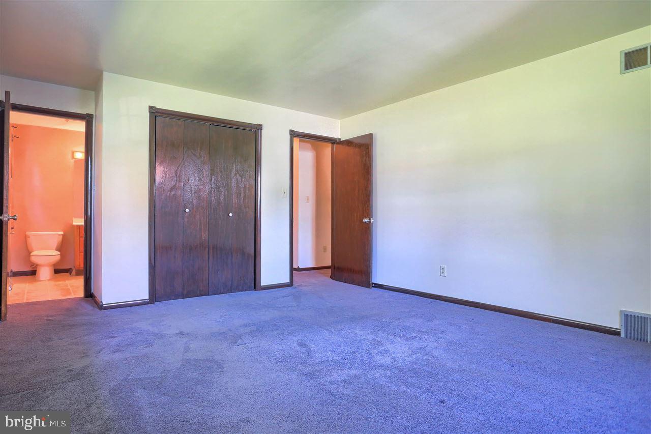 1835 Marigold Road York, PA 17408 - Photo 22 of 33