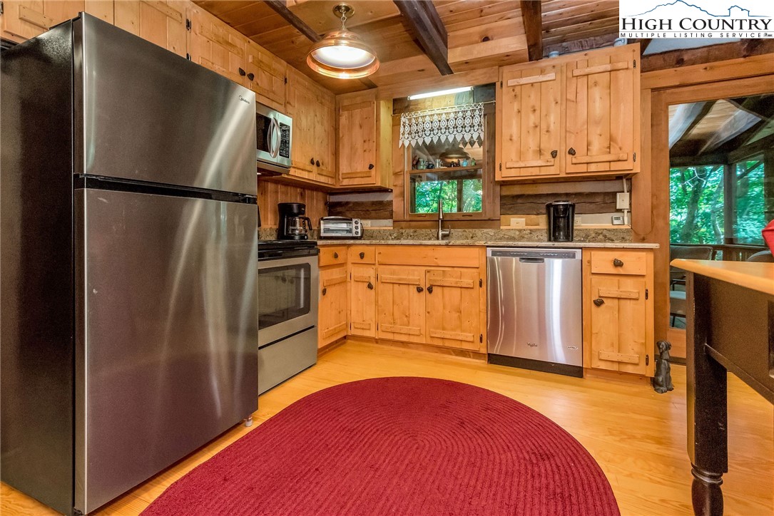 650 Homestead Road Todd, NC 28684 - Photo 15 of 32 Gallery Image 15