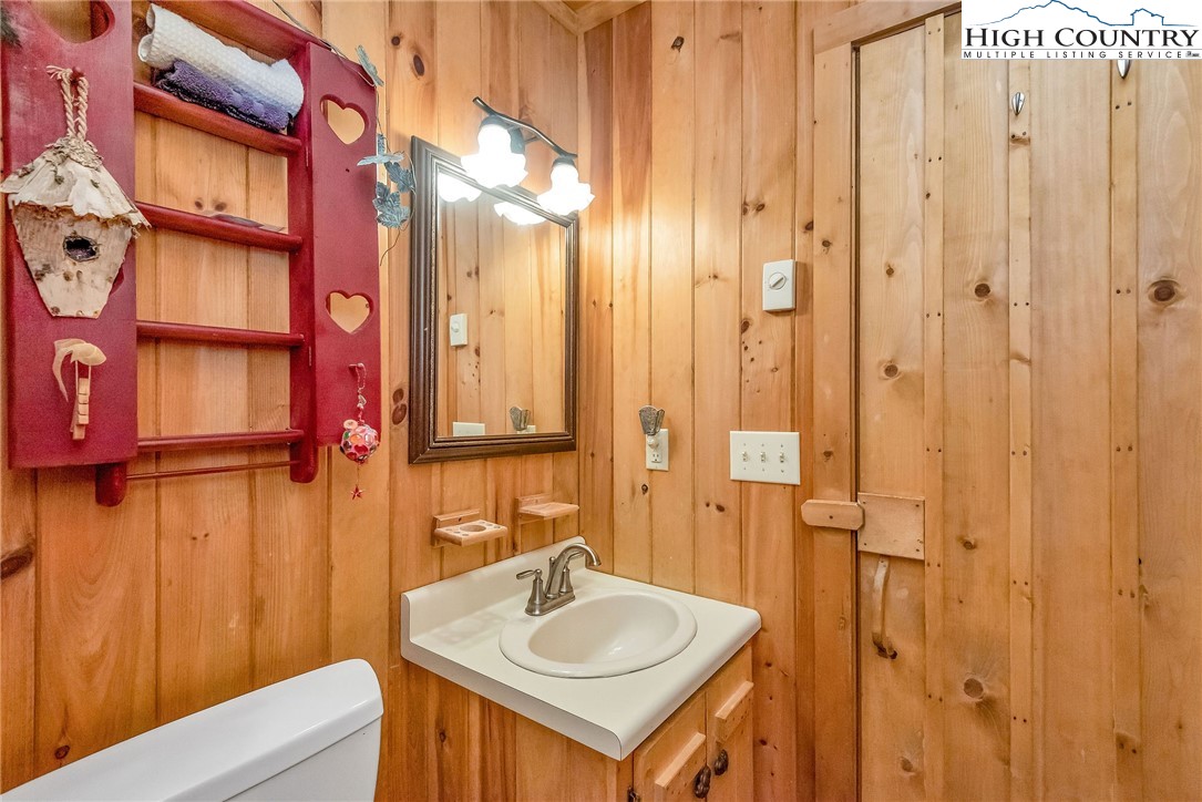 650 Homestead Road Todd, NC 28684 - Photo 22 of 32 Gallery Image 22