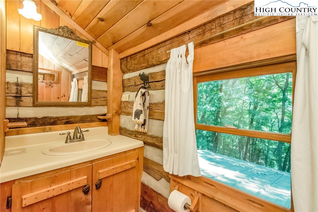 650 Homestead Road Todd, NC 28684 - Photo 29 of 32 Gallery Image 29