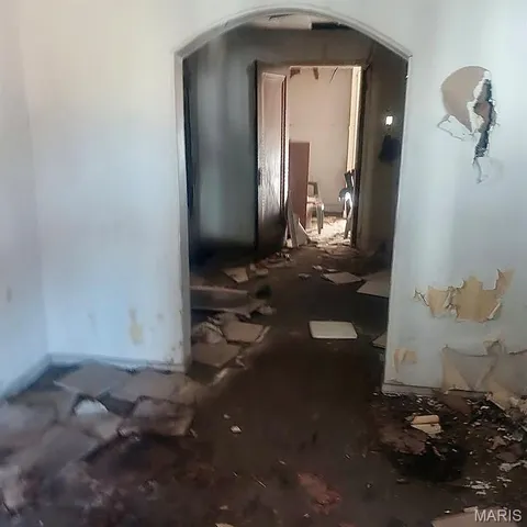 $10,000 | 1008 Calhoun Street, Madison, IL 62060