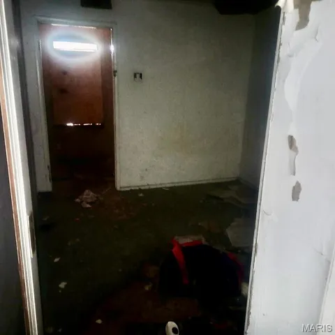 $10,000 | 1008 Calhoun Street, Madison, IL 62060