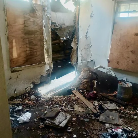 $10,000 | 1008 Calhoun Street, Madison, IL 62060