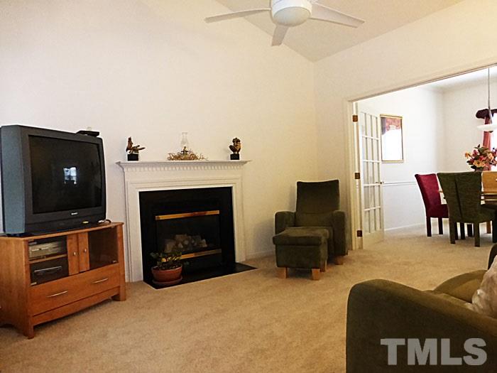 812 Hanska Way Raleigh, NC 27610 - Photo 2 of 25 Gallery Image 2