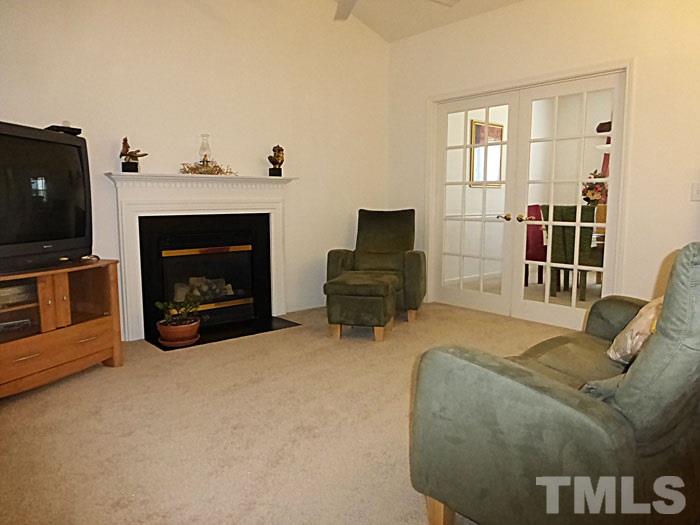 812 Hanska Way Raleigh, NC 27610 - Photo 3 of 25 Gallery Image 3