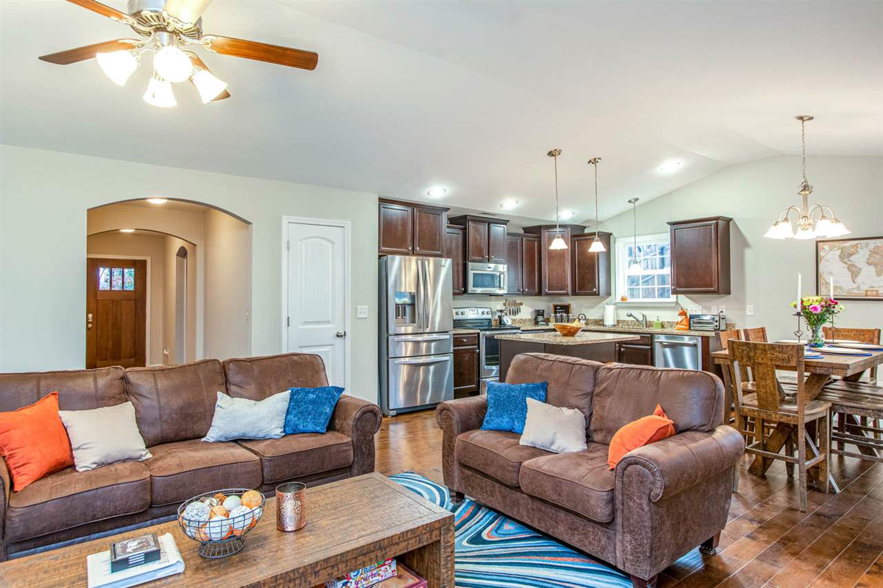 611 Tugaloo Road Travelers Rest, SC 29690 - Photo 13 of 36 Gallery Image 13