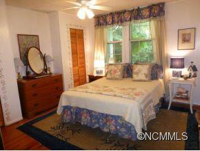 19 Sayles Road Asheville, NC 28803 - Photo 10 of 16 Gallery Image 10