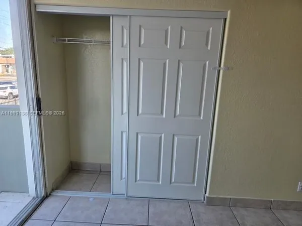 $2,350 | 16450 Northwest 2nd Avenue, Unit 215, Miami, FL 33169