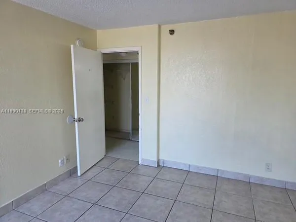 $2,350 | 16450 Northwest 2nd Avenue, Unit 215, Miami, FL 33169