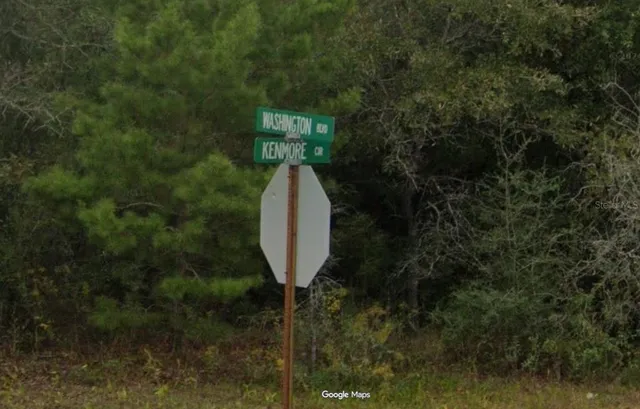 a view of a bird bath room