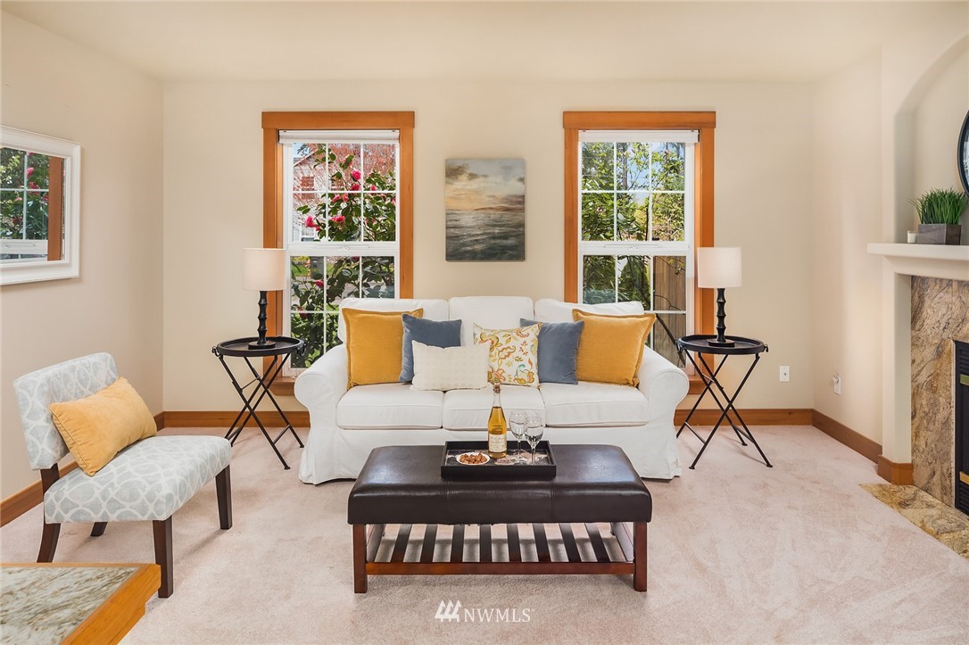 9016 240th Street Southwest Edmonds, WA 98026 - Photo 13 of 25 Gallery Image 13