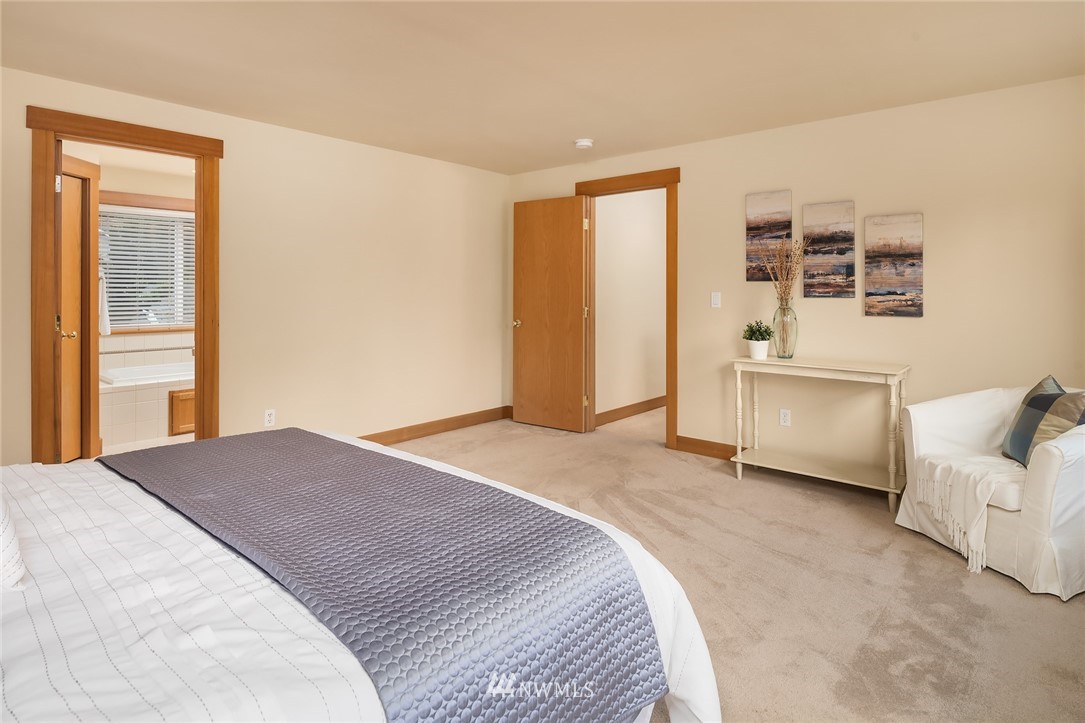 9016 240th Street Southwest Edmonds, WA 98026 - Photo 19 of 25 Gallery Image 19