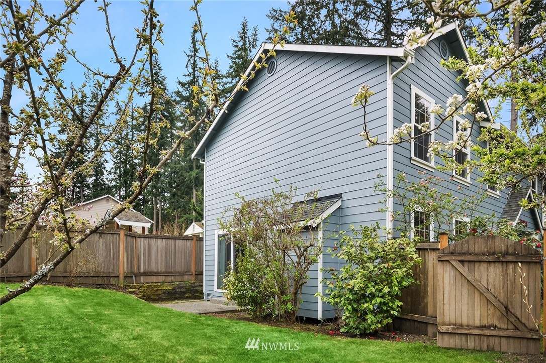 9016 240th Street Southwest Edmonds, WA 98026 - Photo 25 of 25 Gallery Image 25