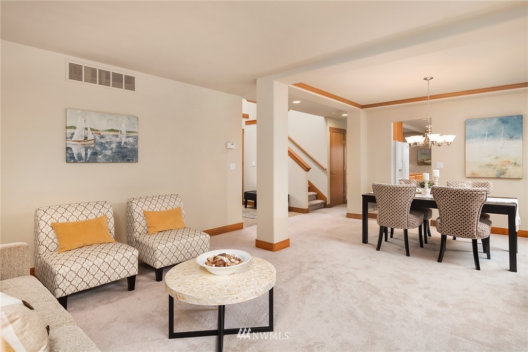 9016 240th Street Southwest Edmonds, WA 98026 - Photo 5 of 25 Gallery Image 5