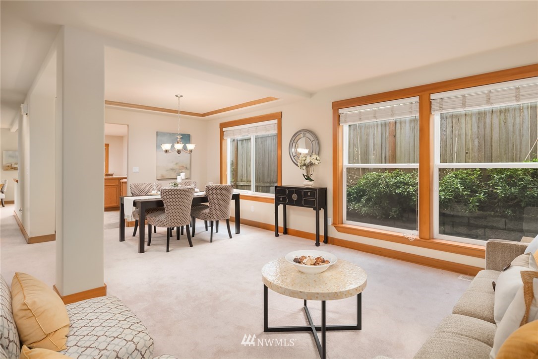 9016 240th Street Southwest Edmonds, WA 98026 - Photo 6 of 25 Gallery Image 6