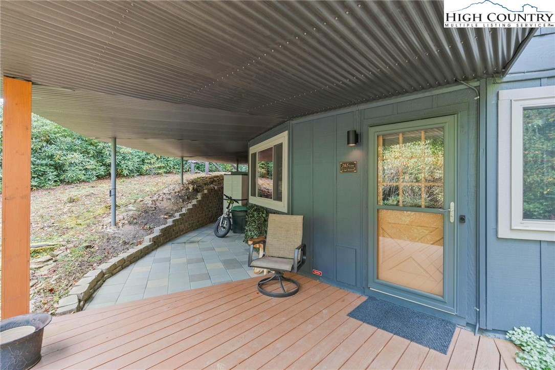 165 Fox Run Road Sugar Mountain, NC 28604 - Photo 30 of 41 Gallery Image 30