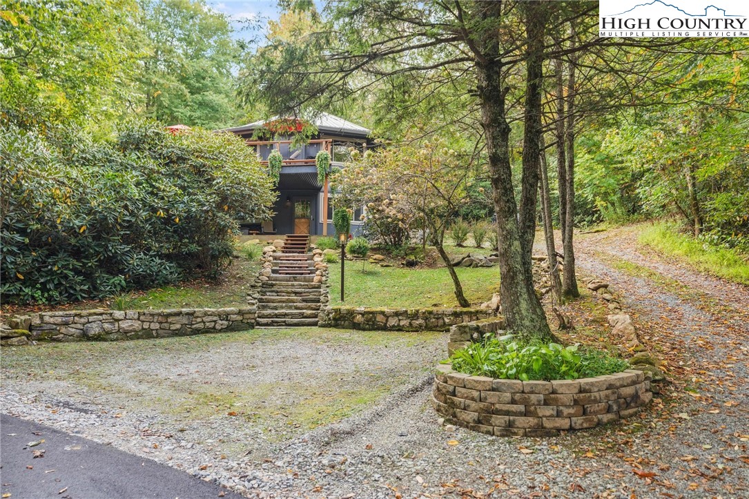 165 Fox Run Road Sugar Mountain, NC 28604 - Photo 36 of 41 Gallery Image 36