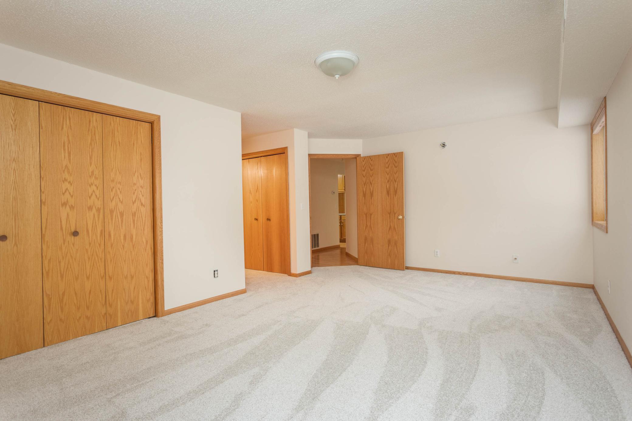 912 Hawthorne Street, Unit 105 Alexandria, MN 56308 - Photo 14 of 28