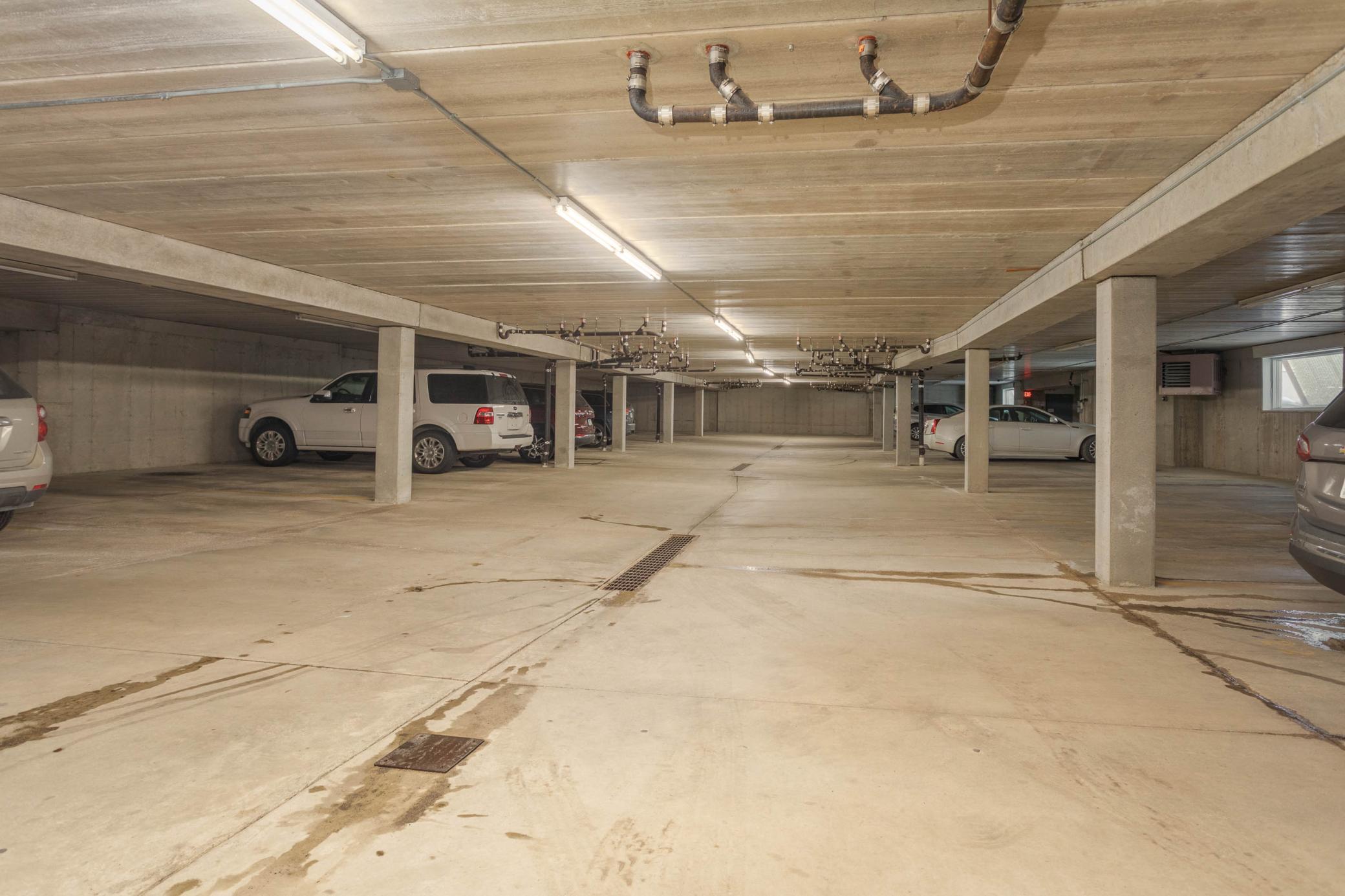 912 Hawthorne Street, Unit 105 Alexandria, MN 56308 - Photo 23 of 28