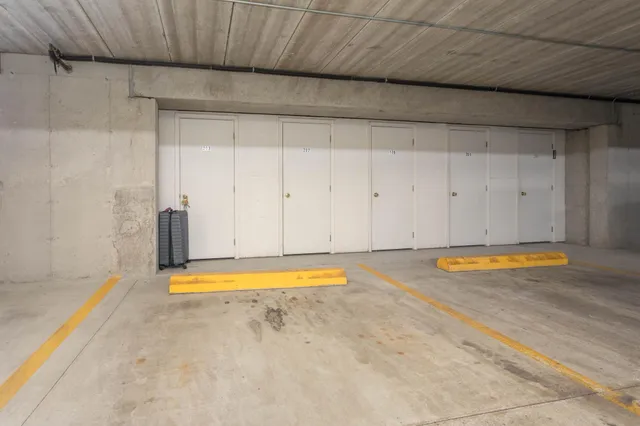 $165,000 | 912 Hawthorne Street, Unit 105, Alexandria, MN 56308