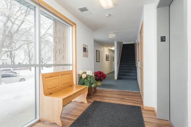 $165,000 | 912 Hawthorne Street, Unit 105, Alexandria, MN 56308