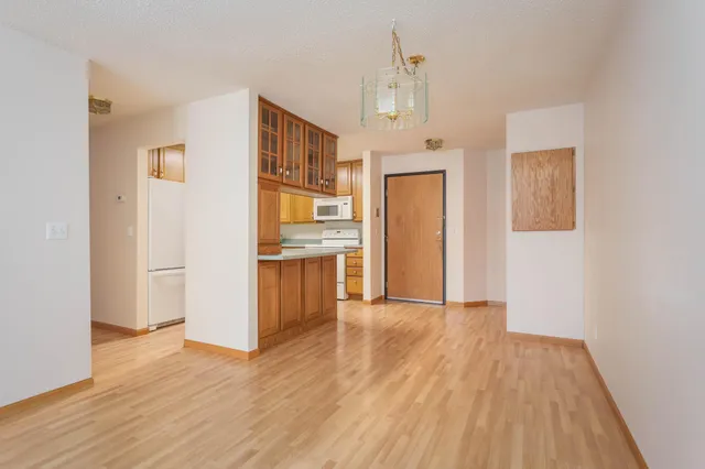 $165,000 | 912 Hawthorne Street, Unit 105, Alexandria, MN 56308