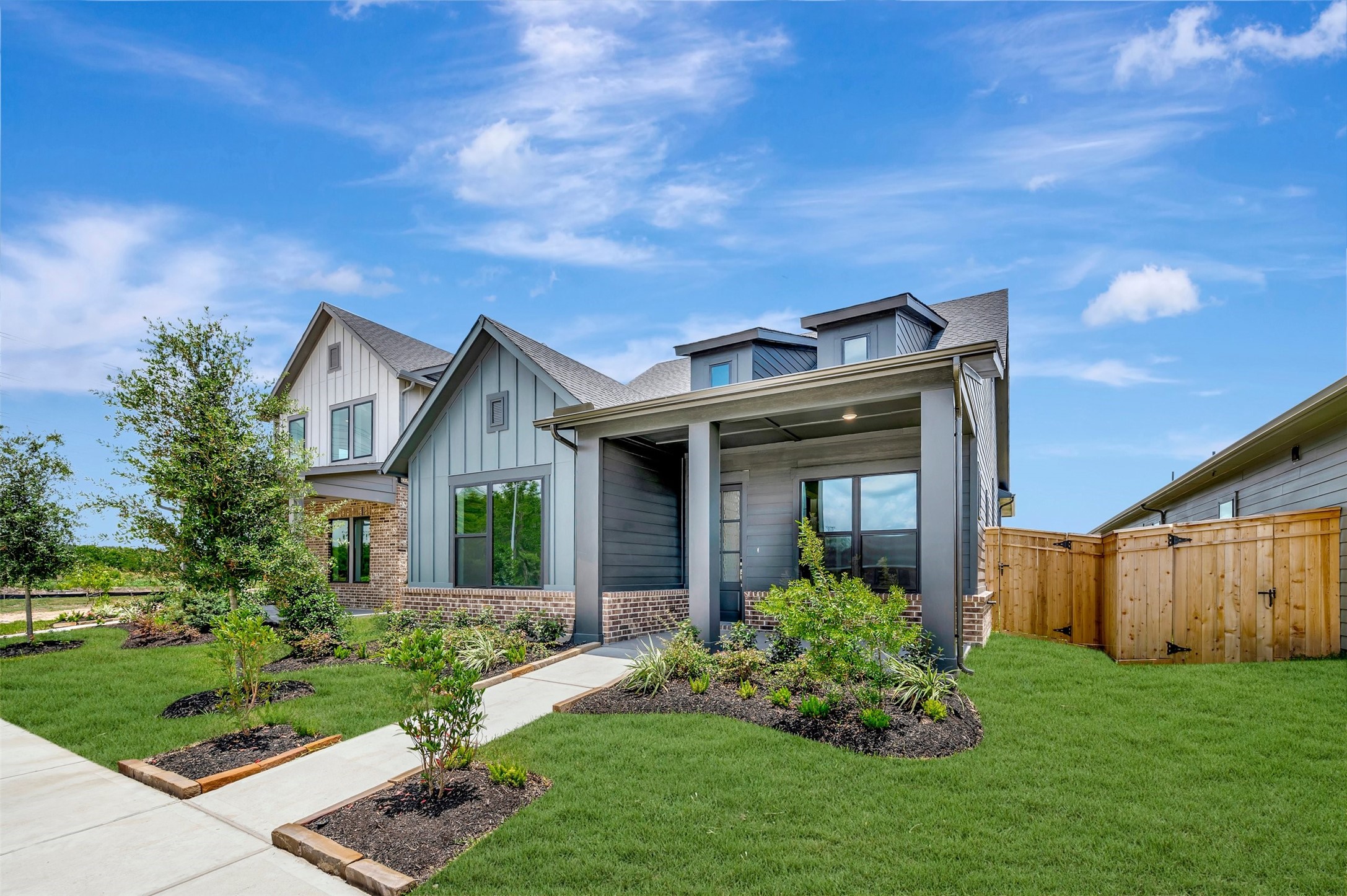 2726 Cottage Place Rosharon, TX 77583 - Photo 5 of 50 Welcome to The Parma by David Weekley Homes. Move-In Ready Now!