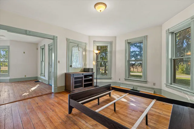 $550,000 | 5724 North Helenville Road, Helenville, WI 53137